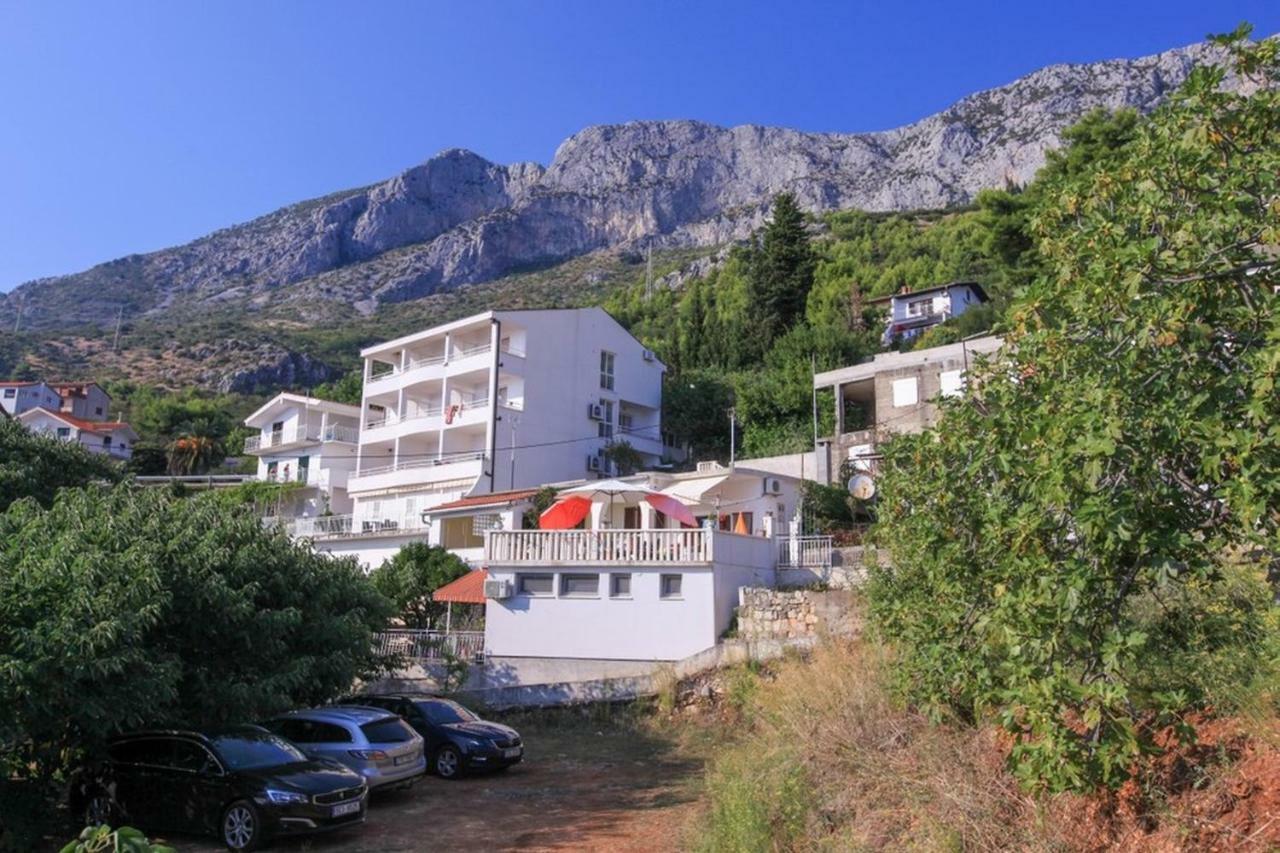 Apartments Damjan Brist Exterior foto