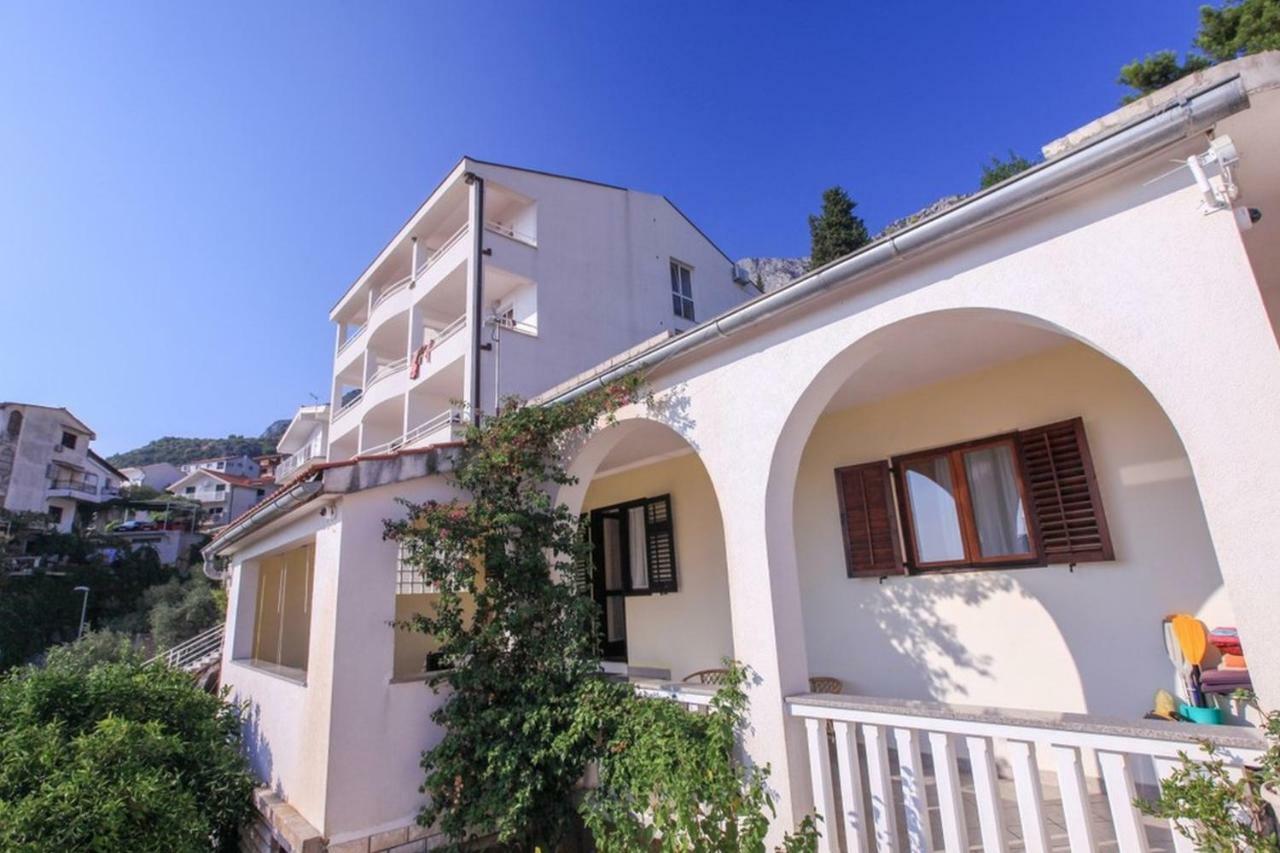 Apartments Damjan Brist Exterior foto